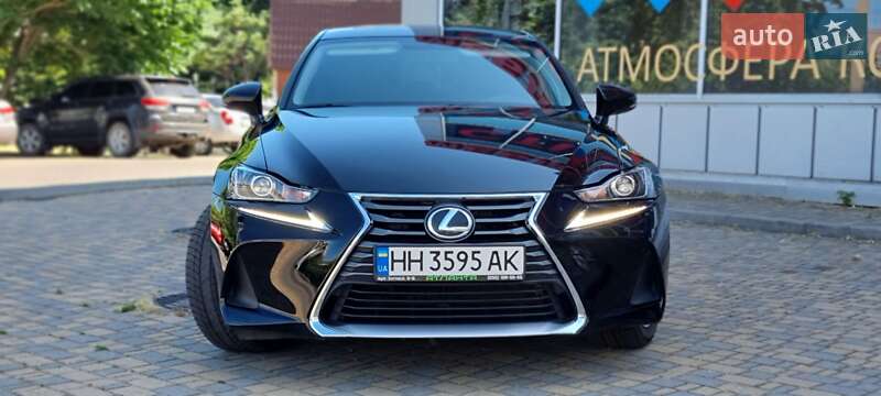 Седан Lexus IS 2017 в Одессе