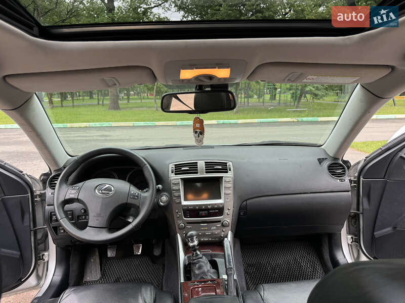Седан Lexus IS 2006 в Харькове