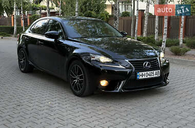 Седан Lexus IS 2014 в 