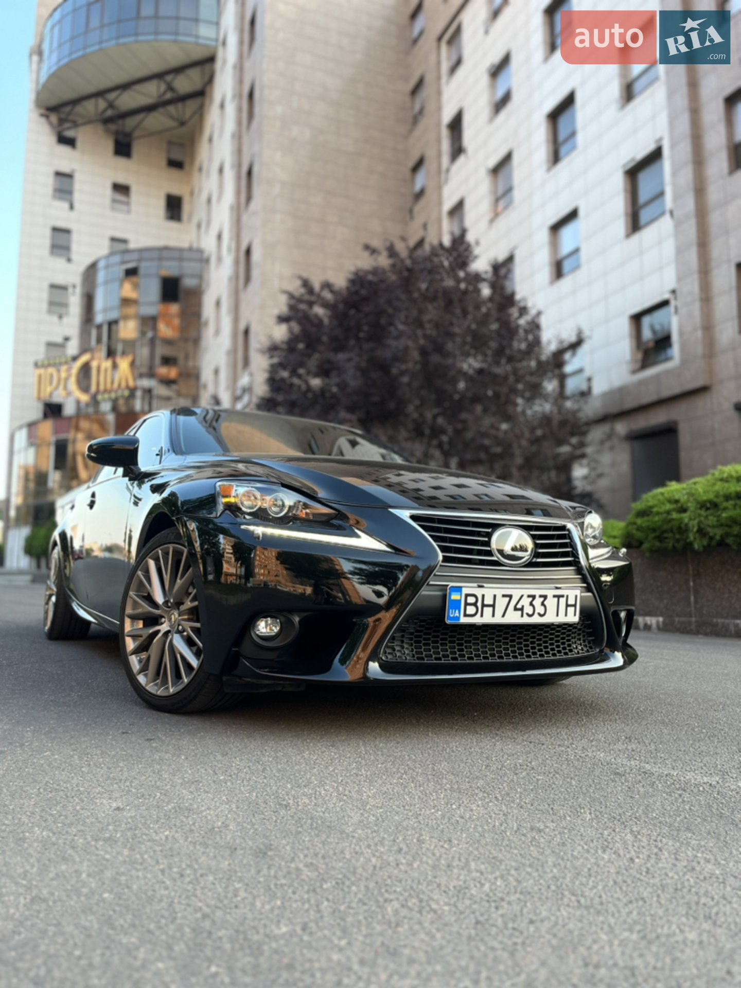 2013 Lexus IS - мініатюра 7