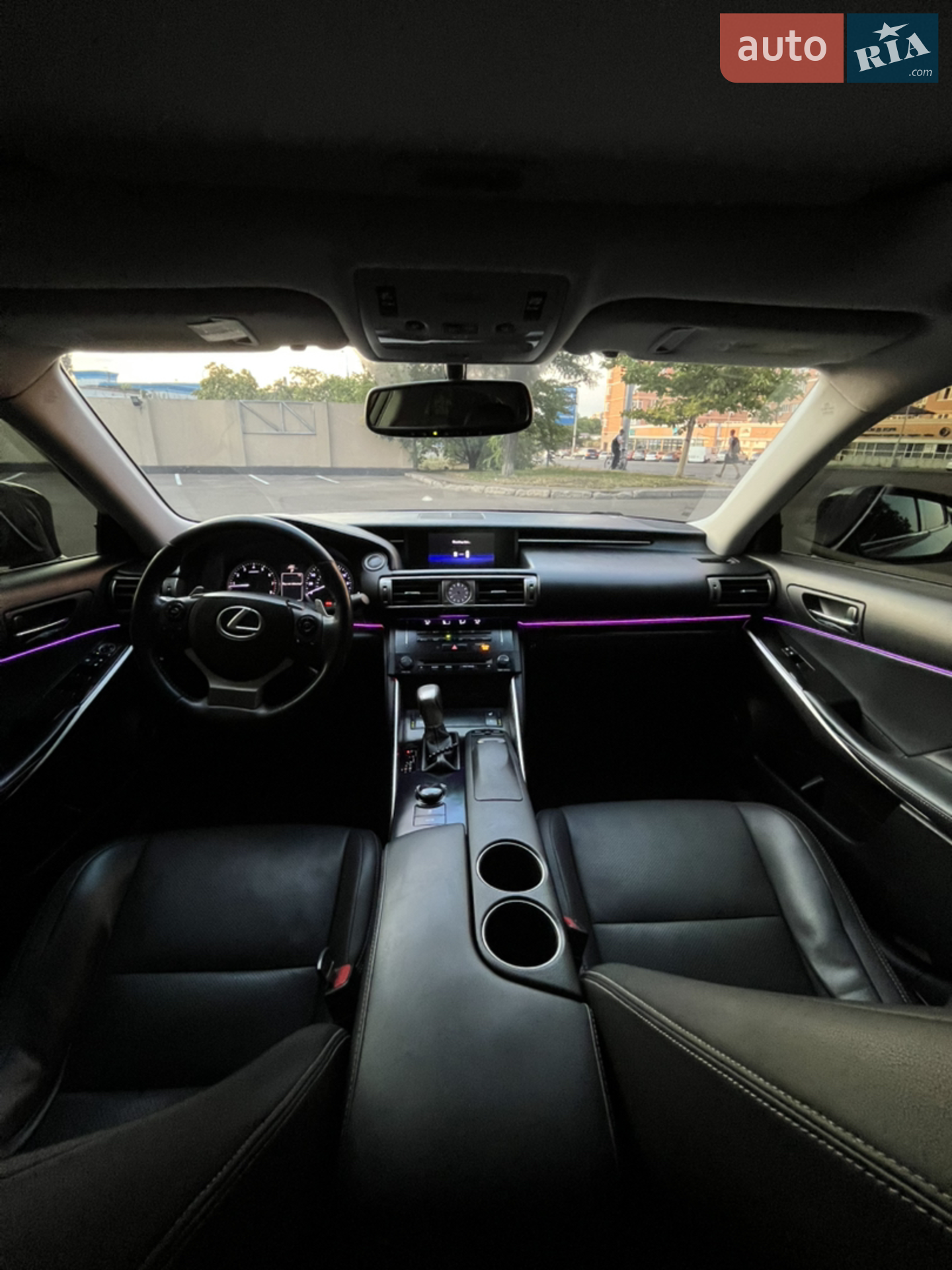 2013 Lexus IS - мініатюра 13