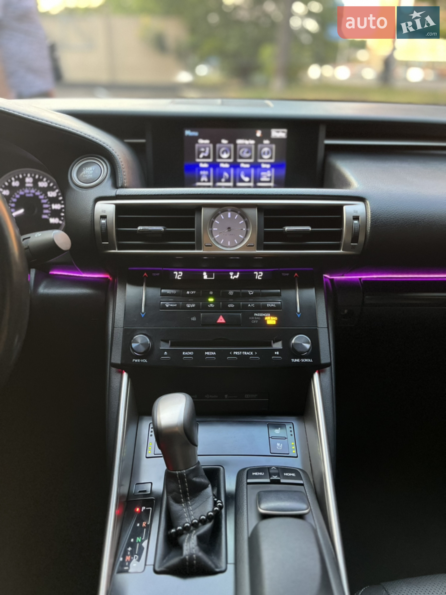 2013 Lexus IS - мініатюра 19