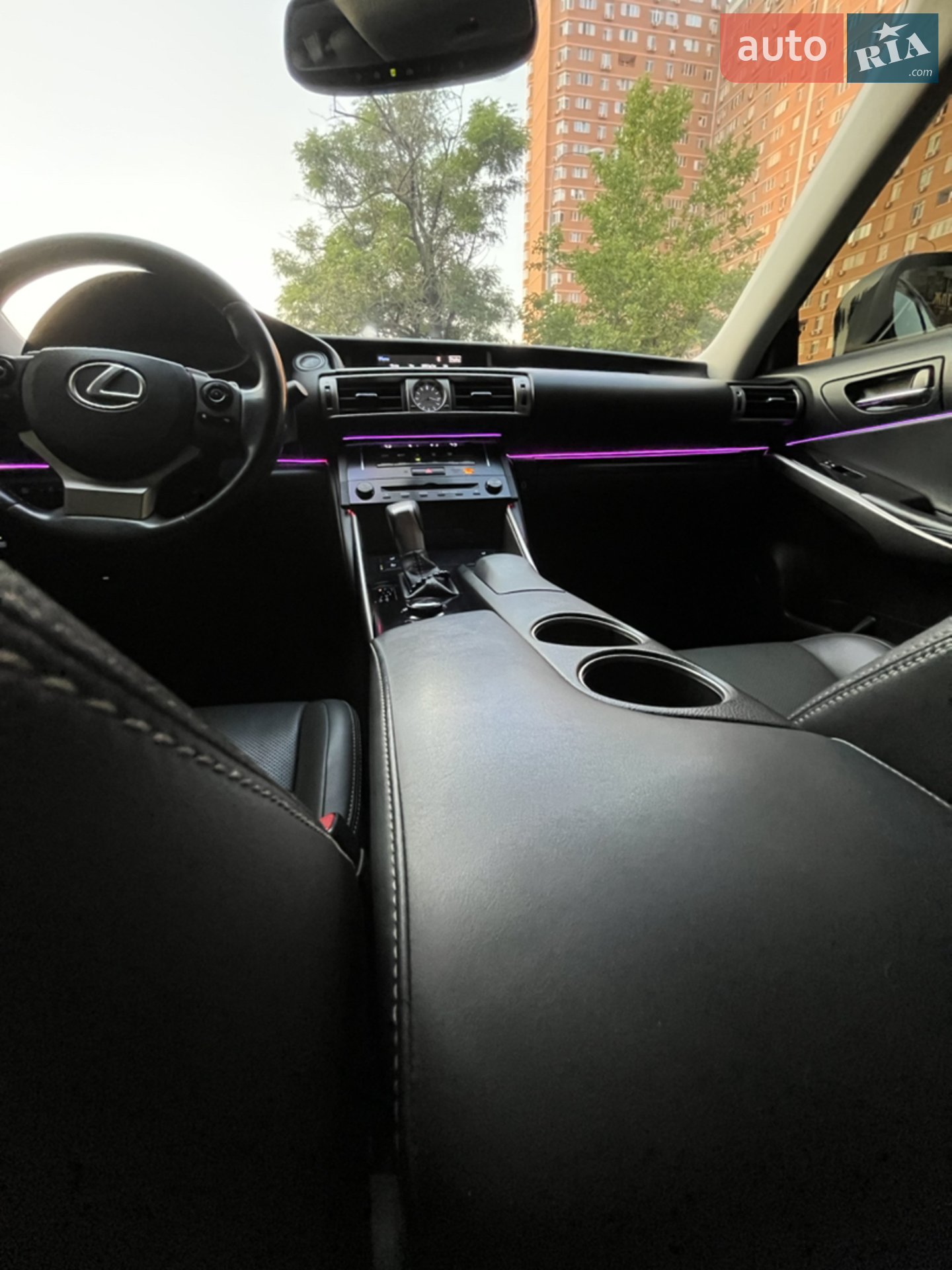 2013 Lexus IS - мініатюра 22