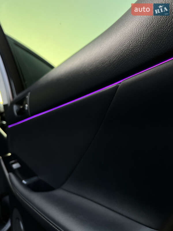 Седан Lexus IS 2013 в Одессе