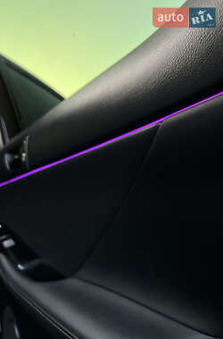Седан Lexus IS 2013 в 