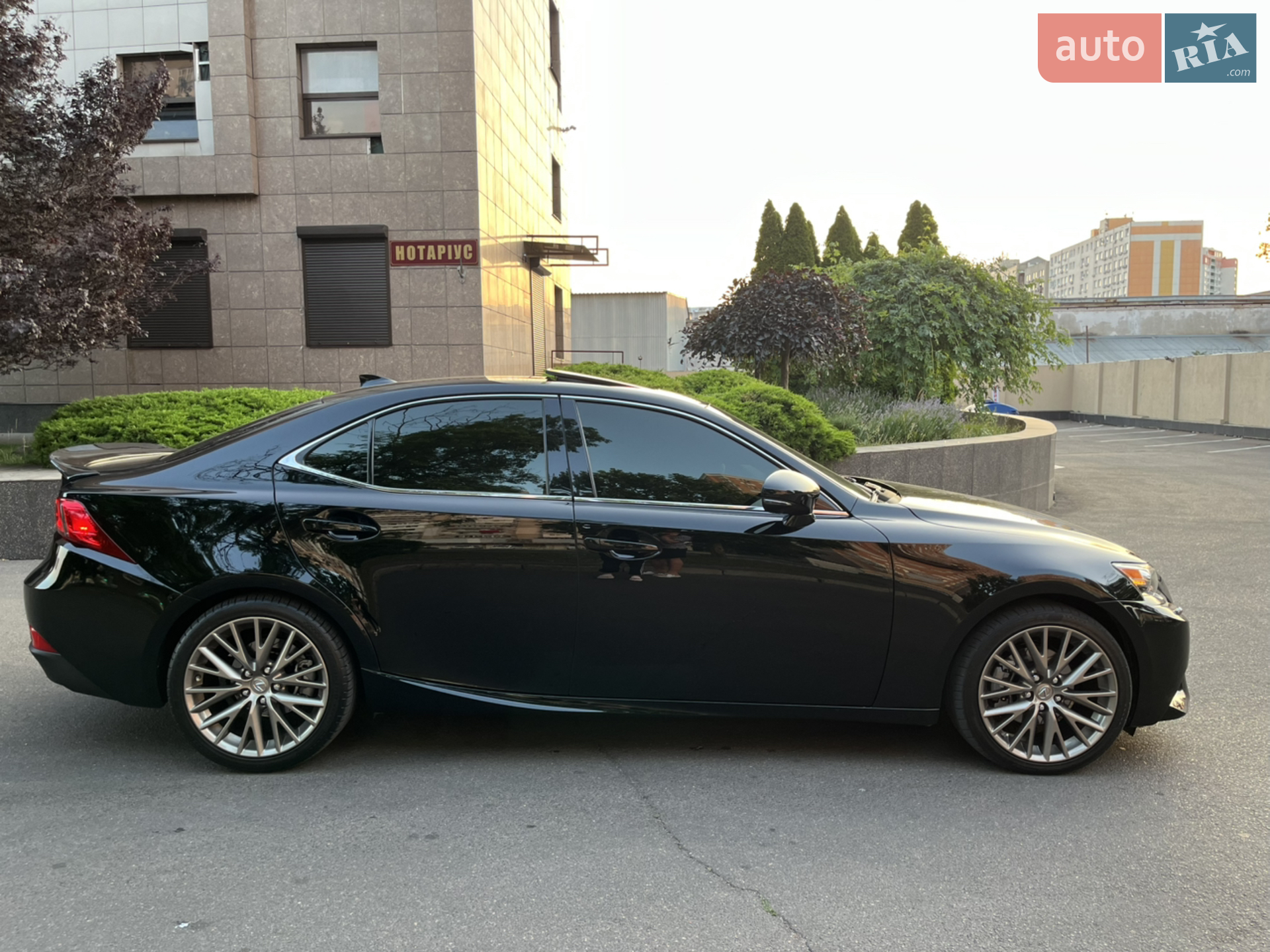 2013 Lexus IS - мініатюра 38