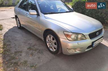 Седан Lexus IS 1999 в 