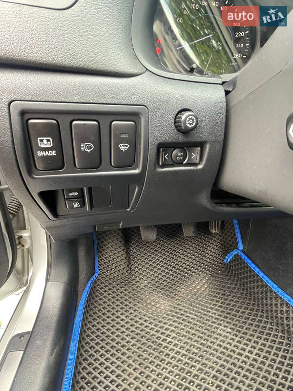 Седан Lexus IS 2006 в Кременце