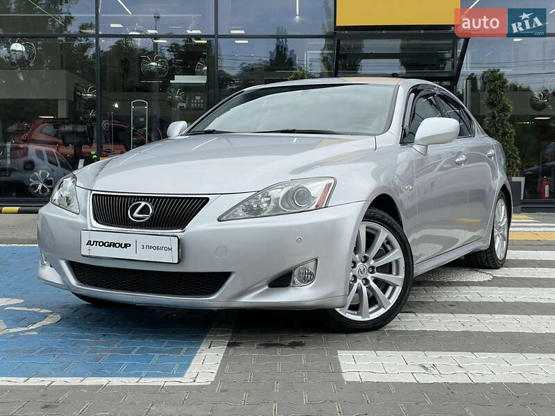 Lexus IS 2008