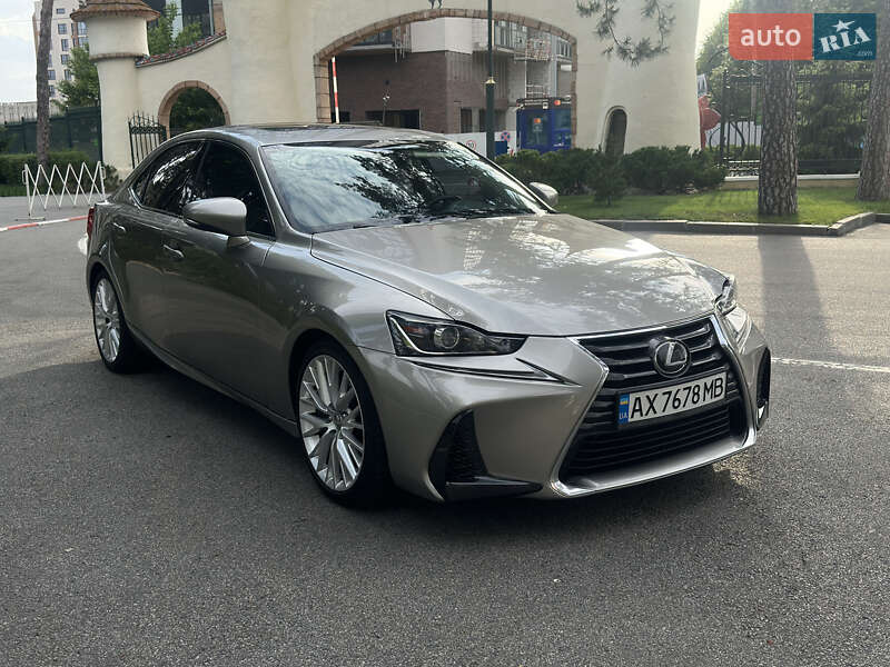Седан Lexus IS 2017 в Харькове