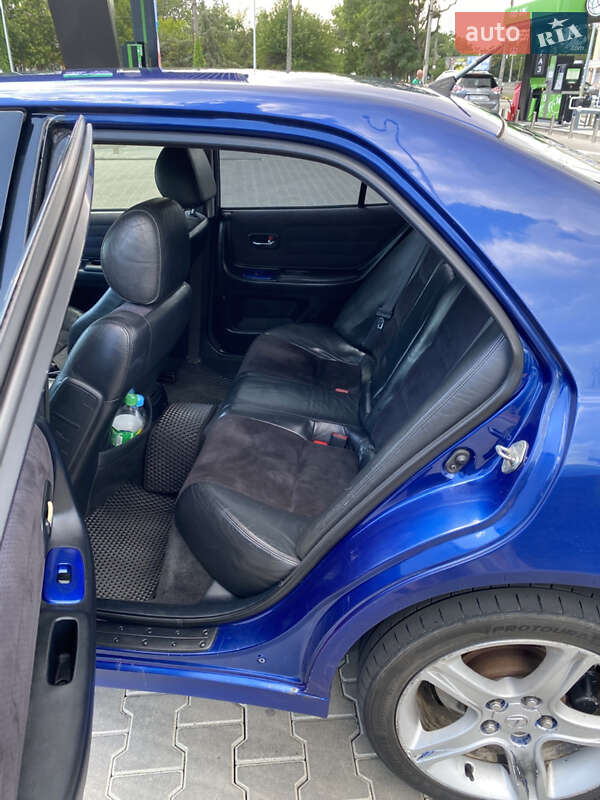 Седан Lexus IS 1999 в Одесі