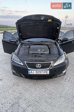 Седан Lexus IS 2006 в 