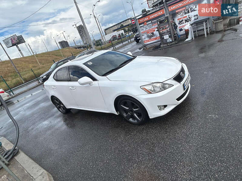 Седан Lexus IS 2008 в Києві