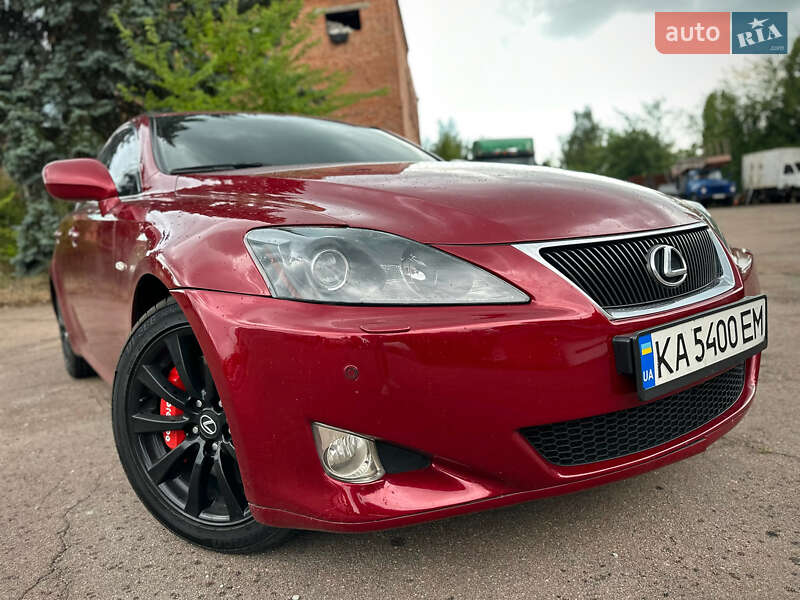 Седан Lexus IS 2007 в Киеве