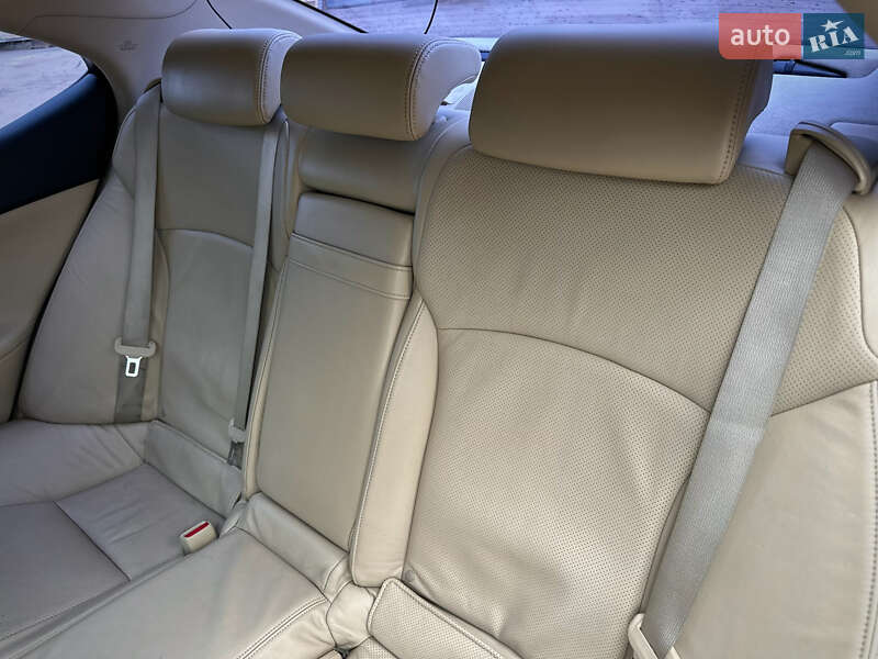 Седан Lexus IS 2007 в Киеве