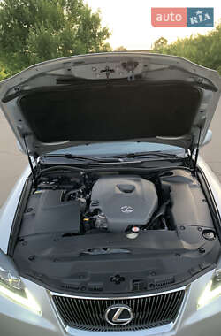 Седан Lexus IS 2007 в 