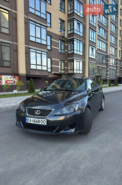 Седан Lexus IS 2005 в 
