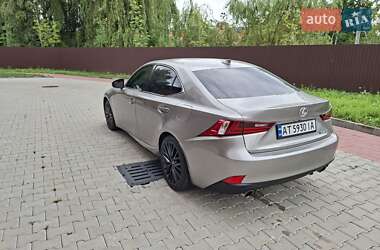 Седан Lexus IS 2013 в Ивано-Франковске