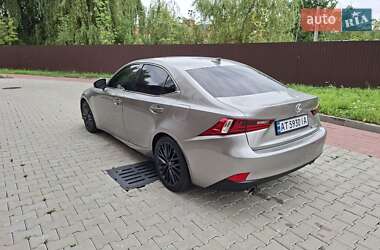 Седан Lexus IS 2013 в Ивано-Франковске