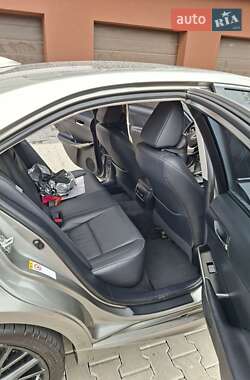 Седан Lexus IS 2013 в Ивано-Франковске