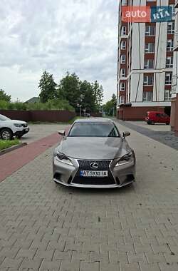 Седан Lexus IS 2013 в Ивано-Франковске