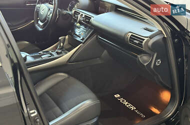 Седан Lexus IS 2014 в 