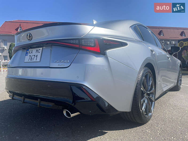 Седан Lexus IS 2022 в Киеве