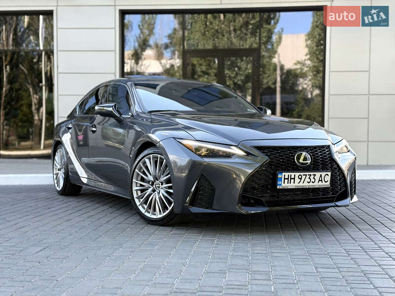 Седан Lexus IS 2023 в Одессе