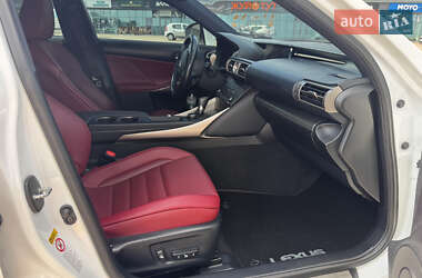 Седан Lexus IS 2015 в Киеве