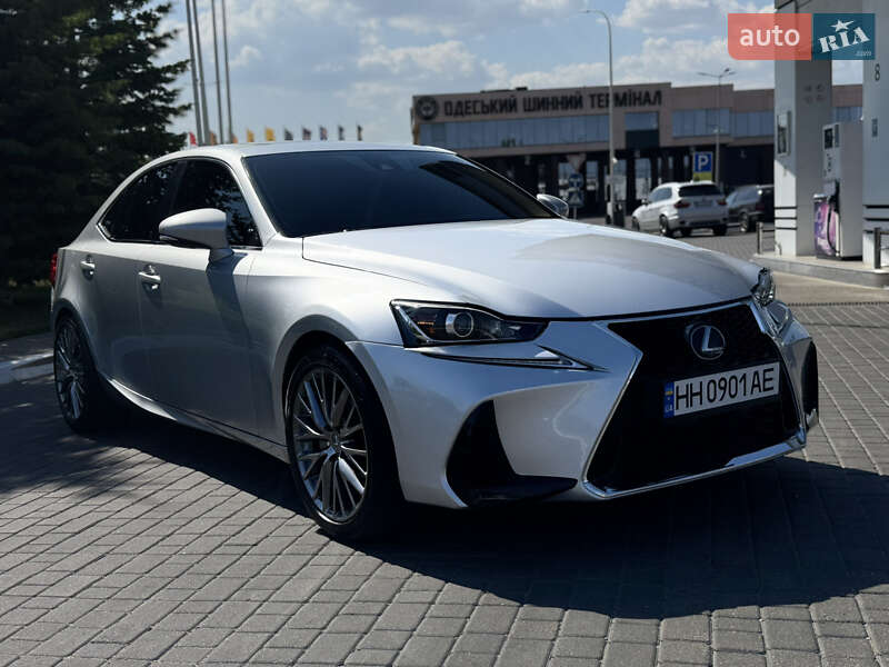 Седан Lexus IS 2017 в Одессе