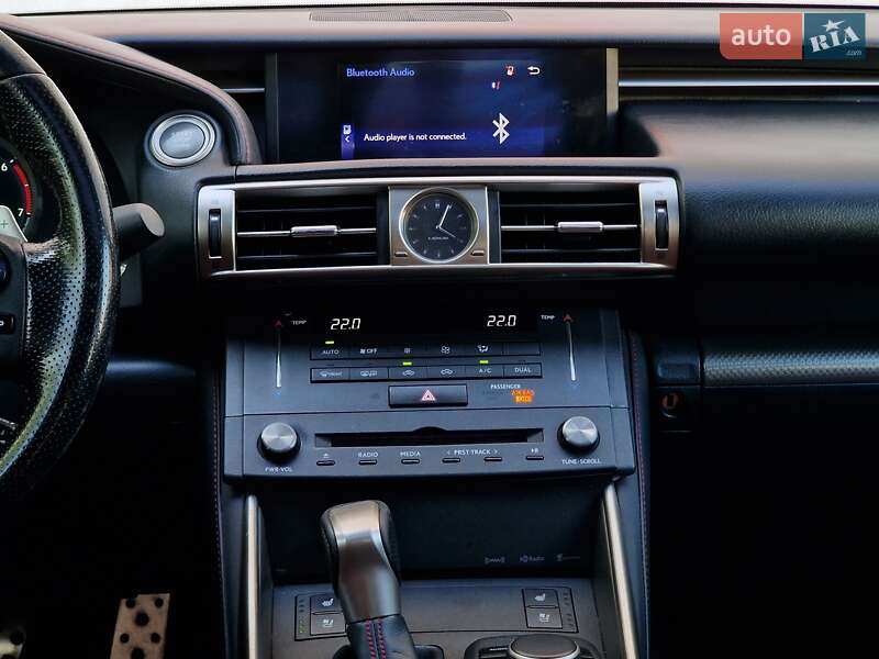 Седан Lexus IS 2016 в Одессе
