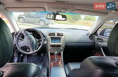 Седан Lexus IS 2006 в 