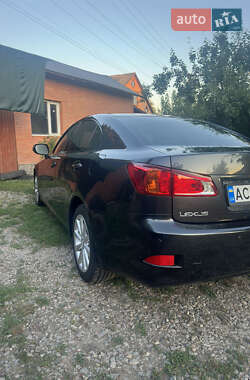 Седан Lexus IS 2010 в 