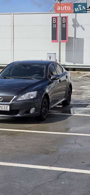 Седан Lexus IS 2010 в Киеве