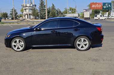 Седан Lexus IS 2012 в 