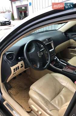 Седан Lexus IS 2006 в 