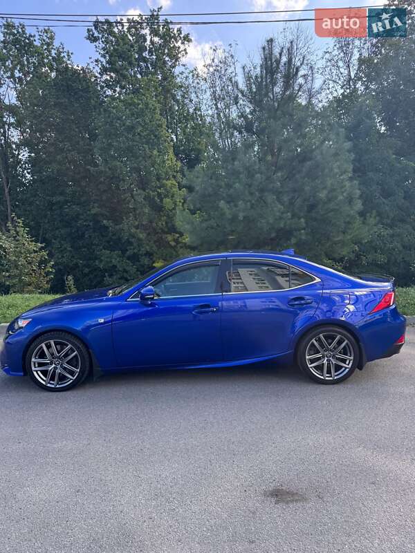 Седан Lexus IS 2016 в Харькове
