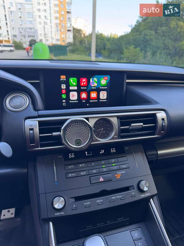 Седан Lexus IS 2016 в Харькове
