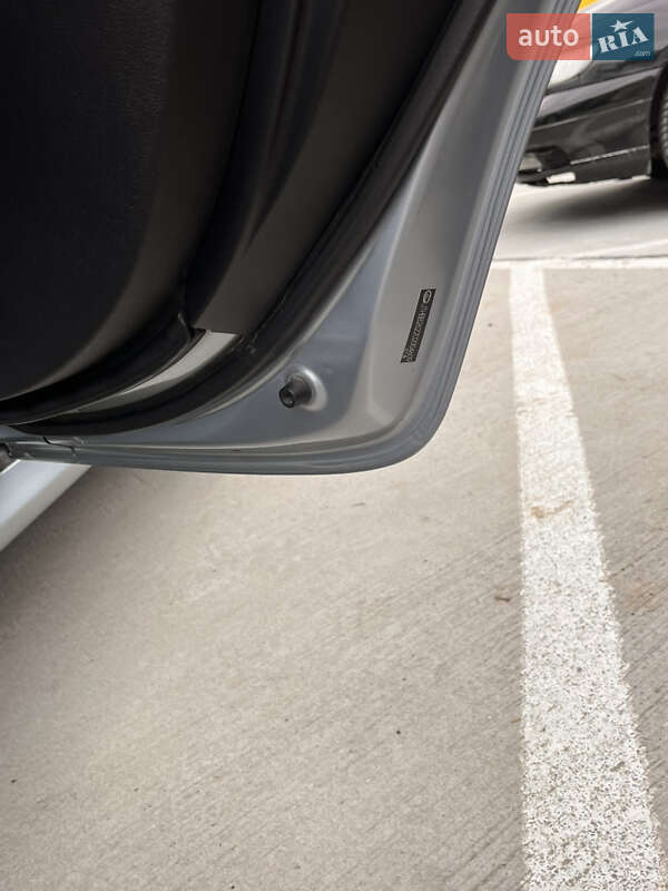 Седан Lexus IS 2006 в Кропивницком