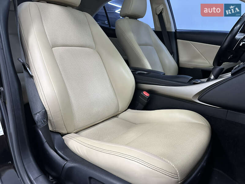 Седан Lexus IS 2014 в Одесі фото 12 Седан Lexus IS 2014 в Одесі