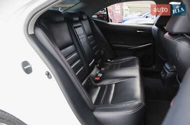 Седан Lexus IS 2013 в 