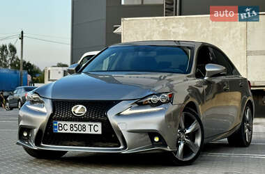 Седан Lexus IS 2014 в 