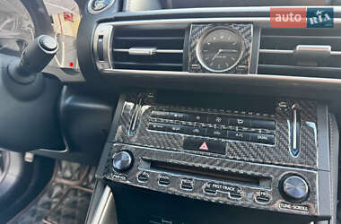 Седан Lexus IS 2014 в 