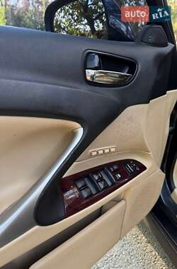 Седан Lexus IS 2007 в 