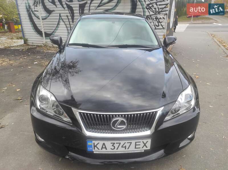 Седан Lexus IS 2010 в Киеве