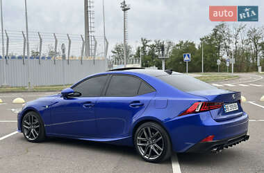 Седан Lexus IS 2014 в 