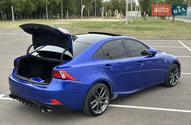 Седан Lexus IS 2014 в 
