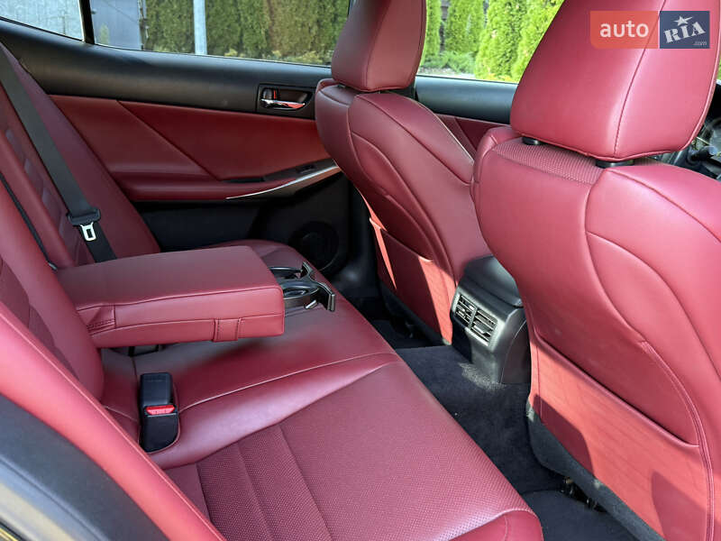 Седан Lexus IS 2014 в Харькове