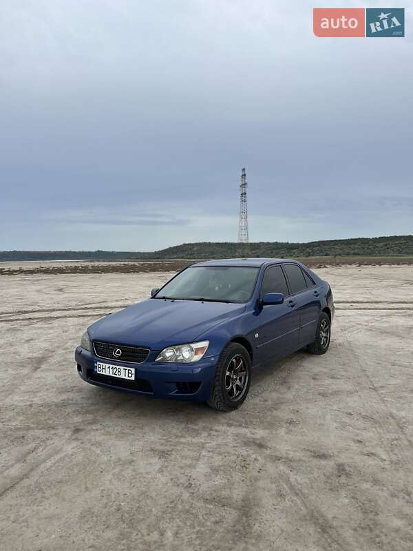 Седан Lexus IS 2001 в Одессе фото 17 Седан Lexus IS 2001 в Одессе