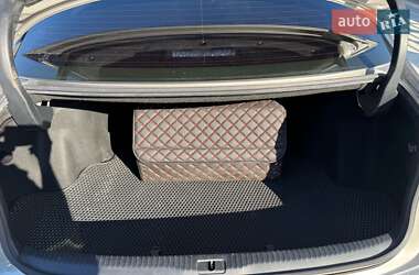 Седан Lexus IS 2014 в 